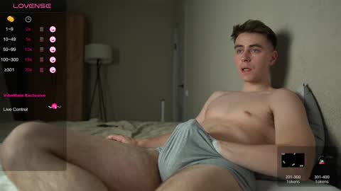 Taison online show from 11/15/25, 08:05