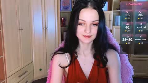 Snapshot of taissia_sweet chatting on 02/14/25, 04:41 Im Taya online show from 02/14/25, 04:41