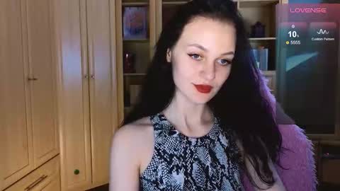 Snapshot of taissia_sweet chatting on 02/20/25, 04:07 Im Taya online show from 02/20/25, 04:07