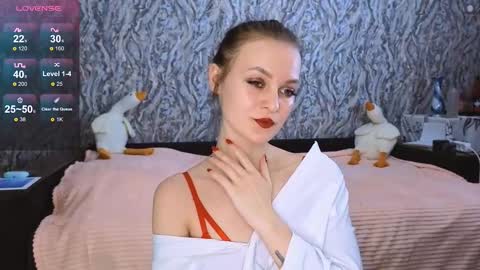 Snapshot of taissia_sweet chatting on 02/24/25, 10:47 Im Taya online show from 02/24/25, 10:47