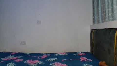 Taisy online show from 11/16/25, 05:24