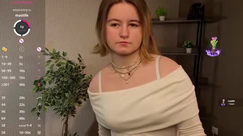 Snapshot of taitechill chatting on 10/13/25, 01:05 Jessi online show from 10/13/25, 01:05