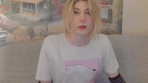 Snapshot of taka_s_paintroom chatting on 02/12/25, 02:45 Taka online show from 02/12/25, 02:45