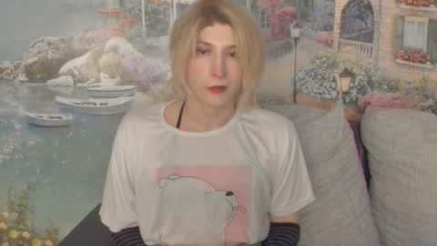 Snapshot of taka_s_paintroom chatting on 09/19/25, 02:13 Taka online show from 09/19/25, 02:13