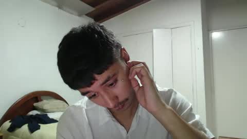 Snapshot of talhi_ chatting on 12/31/24, 01:26 talhi_ online show from 12/31/24, 01:26