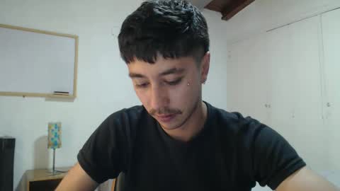 Snapshot of talhi_ chatting on 01/02/25, 05:50 talhi_ online show from 01/02/25, 05:50