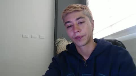 Snapshot of talhi_ chatting on 02/06/25, 03:31 talhi_ online show from 02/06/25, 03:31