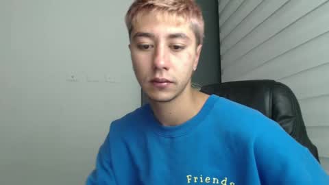 Snapshot of talhi_ chatting on 02/10/25, 09:47 talhi_ online show from 02/10/25, 09:47