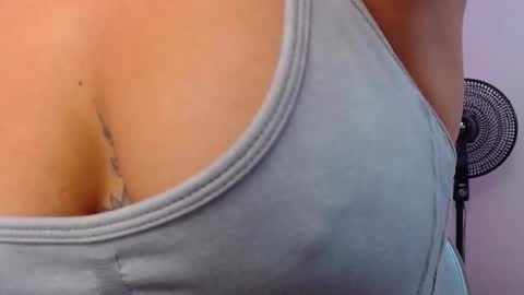 Snapshot of taliana36 chatting on 02/04/25, 12:55 taliana36 online show from 02/04/25, 12:55