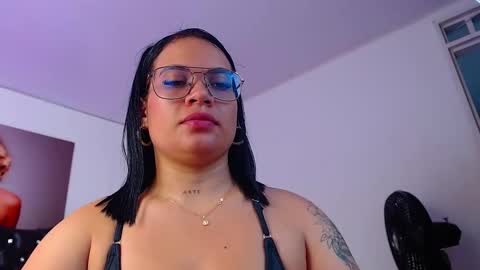 Snapshot of taliana36 chatting on 02/11/25, 01:51 taliana36 online show from 02/11/25, 01:51