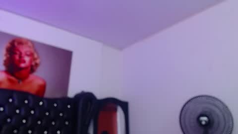 Snapshot of taliana36 chatting on 02/12/25, 01:59 taliana36 online show from 02/12/25, 01:59