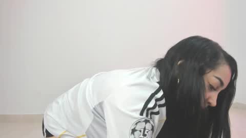 talianasweet03 online show from 10/13/25, 09:04