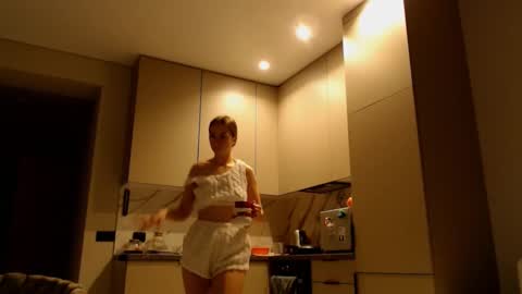 Snapshot of taliiyafiredream chatting on 12/13/24, 06:21 Kira online show from 12/13/24, 06:21