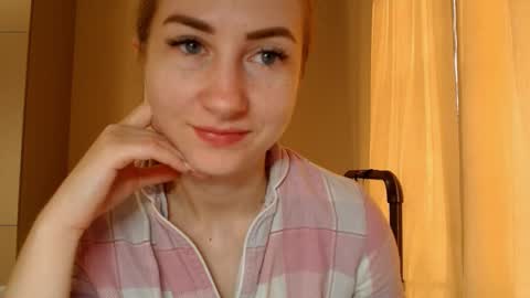 Snapshot of taliiyafiredream chatting on 01/08/25, 07:34 Kira online show from 01/08/25, 07:34