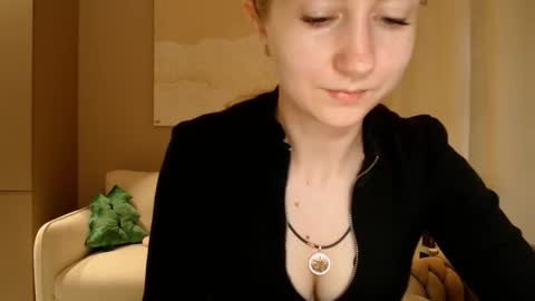 Snapshot of taliiyafiredream chatting on 01/10/25, 09:23 Kira online show from 01/10/25, 09:23