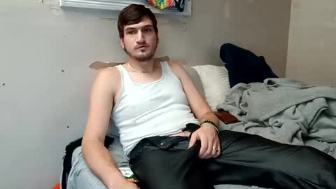 tallerandhandsomer online show from 11/16/25, 08:20