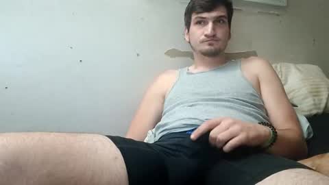 tallerandhandsomer online show from 11/19/25, 07:41