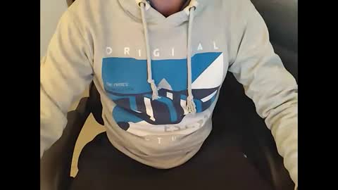 Snapshot of talljay91 chatting on 12/11/24, 03:02 Just ask for it online show from 12/11/24, 03:02