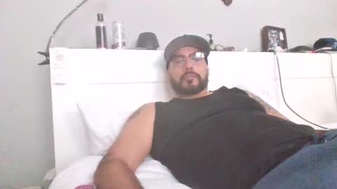 talllatino310 online show from 11/18/25, 06:01