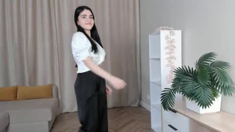 my name is Tamela online show from 11/24/25, 04:29