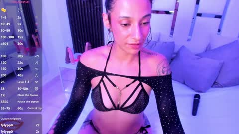 Snapshot of tamhy_ferrara chatting on 01/26/25, 05:55 Tamhy online show from 01/26/25, 05:55