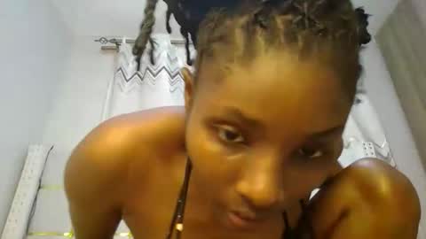 Snapshot of tamia538235 chatting on 01/16/25, 06:37 tamia online show from 01/16/25, 06:37