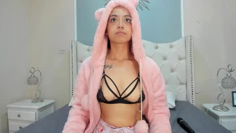 Snapshot of tammy_greyy chatting on 12/26/24, 12:05 Tammy online show from 12/26/24, 12:05
