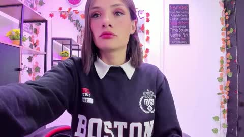 tammy_thompson_ online show from 11/06/25, 12:17