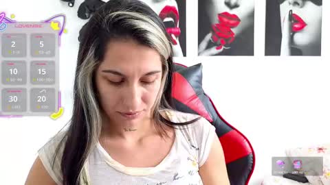 Snapshot of tammyandrade_ chatting on 09/17/25, 04:41 tammy online show from 09/17/25, 04:41