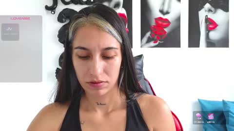 Snapshot of tammyandrade_ chatting on 10/03/25, 04:15 tammy online show from 10/03/25, 04:15