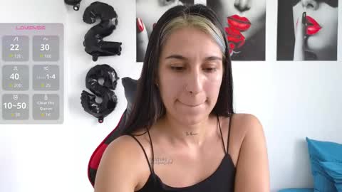 Snapshot of tammyandrade_ chatting on 10/06/25, 09:01 tammy online show from 10/06/25, 09:01