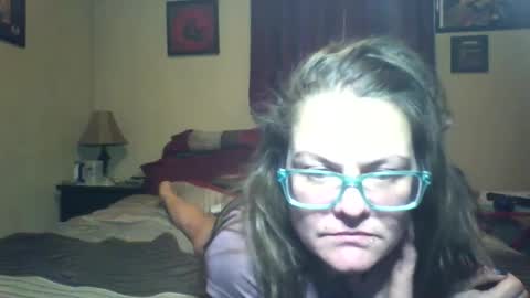 Snapshot of tandjl chatting on 02/04/25, 04:05 TANDAA online show from 02/04/25, 04:05
