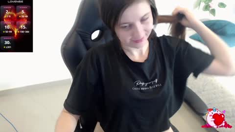 Tania  online show from 12/28/24, 03:37