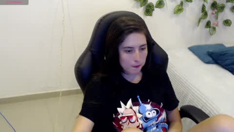 Tania  online show from 01/10/25, 04:51