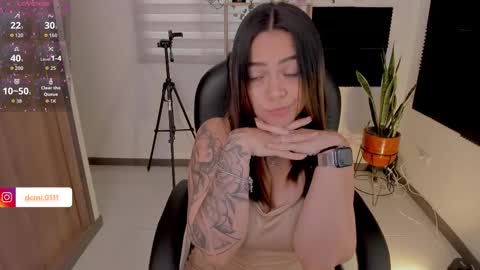 Snapshot of taniavelvet chatting on 09/25/25, 04:43 Tania Velvet online show from 09/25/25, 04:43