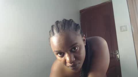 tania online show from 10/25/25, 02:30