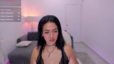 Snapshot of tanyaa_cox chatting on 02/07/25, 06:45 Tanya online show from 02/07/25, 06:45