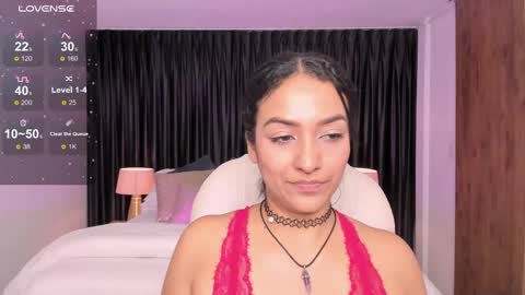 Snapshot of tanyaa_cox chatting on 03/05/25, 01:10 Tanya online show from 03/05/25, 01:10