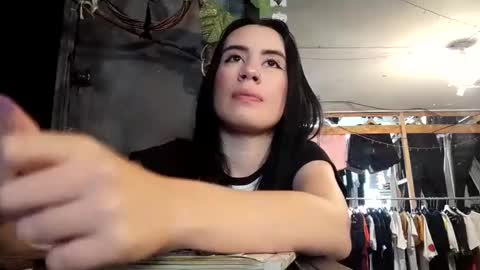 Snapshot of tara_joi chatting on 12/03/24, 06:38 Tara online show from 12/03/24, 06:38