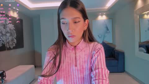 Tara Lawrence online show from 10/18/25, 04:48