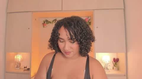  T A R A  online show from 10/22/25, 04:24