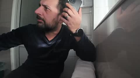 tarkan198 online show from 01/10/25, 08:07