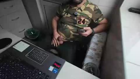 tarkan198 online show from 02/15/25, 12:54