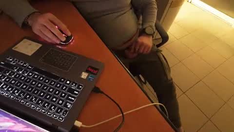 tarkan198 online show from 02/18/25, 10:36