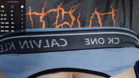 tarrant_ online show from 01/01/25, 01:58