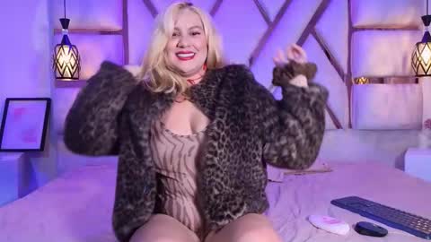 tasha online show from 11/04/25, 03:38