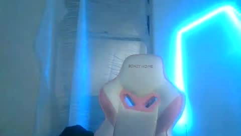 tasha_sky online show from 01/18/25, 12:57