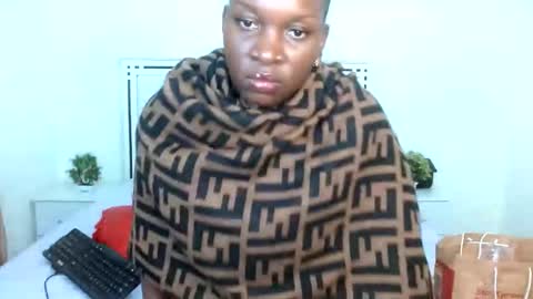 Snapshot of tashabea chatting on 12/17/24, 02:55 Tash online show from 12/17/24, 02:55