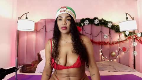 Snapshot of tashadex chatting on 12/25/24, 02:13 Tasha online show from 12/25/24, 02:13