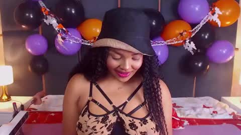 Snapshot of tashadex chatting on 10/26/25, 02:12 Tasha online show from 10/26/25, 02:12